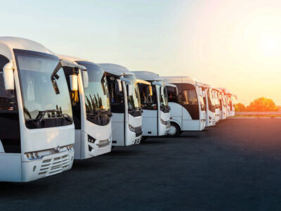 Benefits of Hiring a Charter Bus for Your Next Outing In Dubai