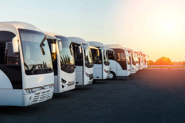 Benefits of Hiring a Charter Bus for Your Next Outing In Dubai