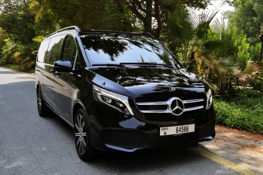 Multipurpose Chauffeur Driven Mercedes Viano In Dubai